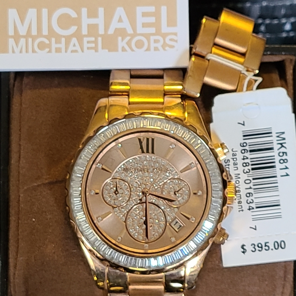 NWT MICHAEL KORS WATCH - MADISON MK5811 W/ CRYSTAL
